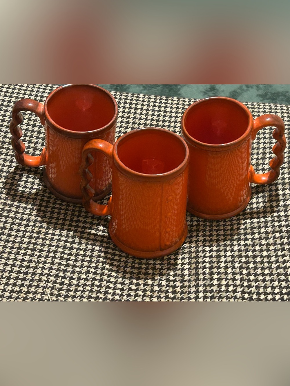 Vintage Metlox Poppytrail Cups